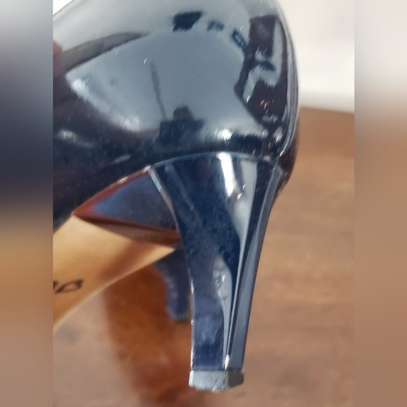 Jimmy Choo London Women's Heels Navy Suede and Patent Leather Size 36 1/2 - Picture 14 of 14